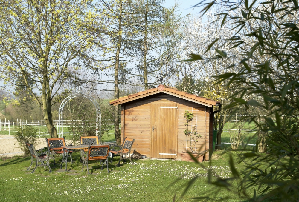 Wie sieht es mit Gartenhäusern und Pools aus?