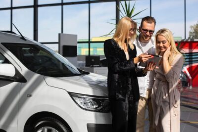 Eigener Wagen oder Carsharing? Kostenvergleich für Pendler